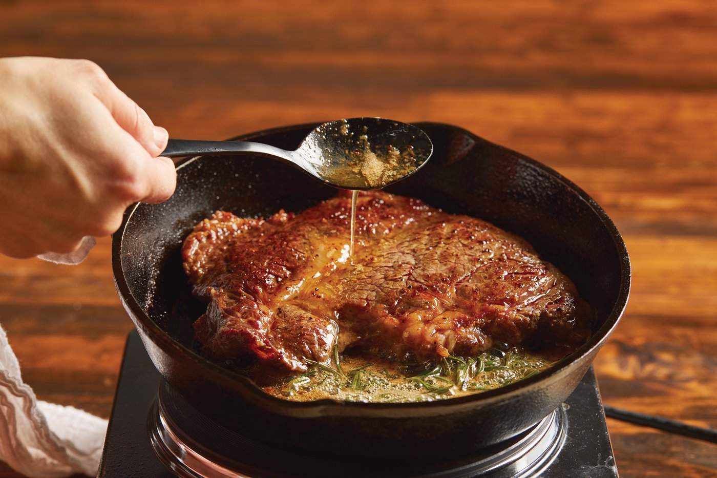 Mengungkap Efek Mentega pada Crust Steak: Kunci Kelezatan Maksimal