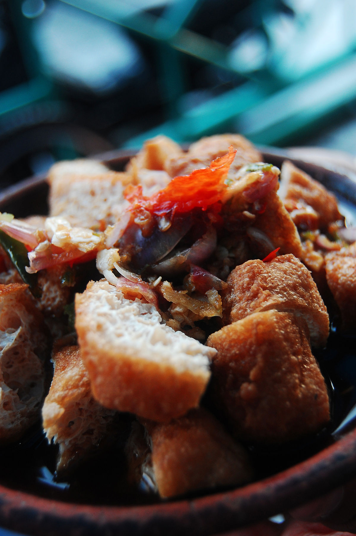 Resep Tahu Gejrot Cirebon Asli: Rahasia Kuah Pedas Manis yang Bikin Nagih