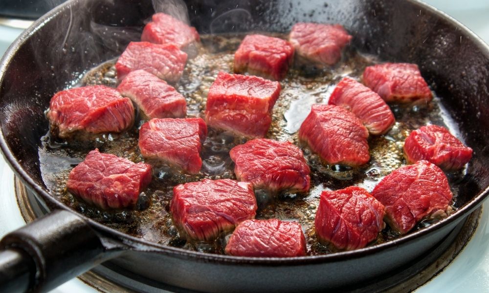 Teknik Searing Steak yang Sempurna: Lebih dari Sekadar Minyak