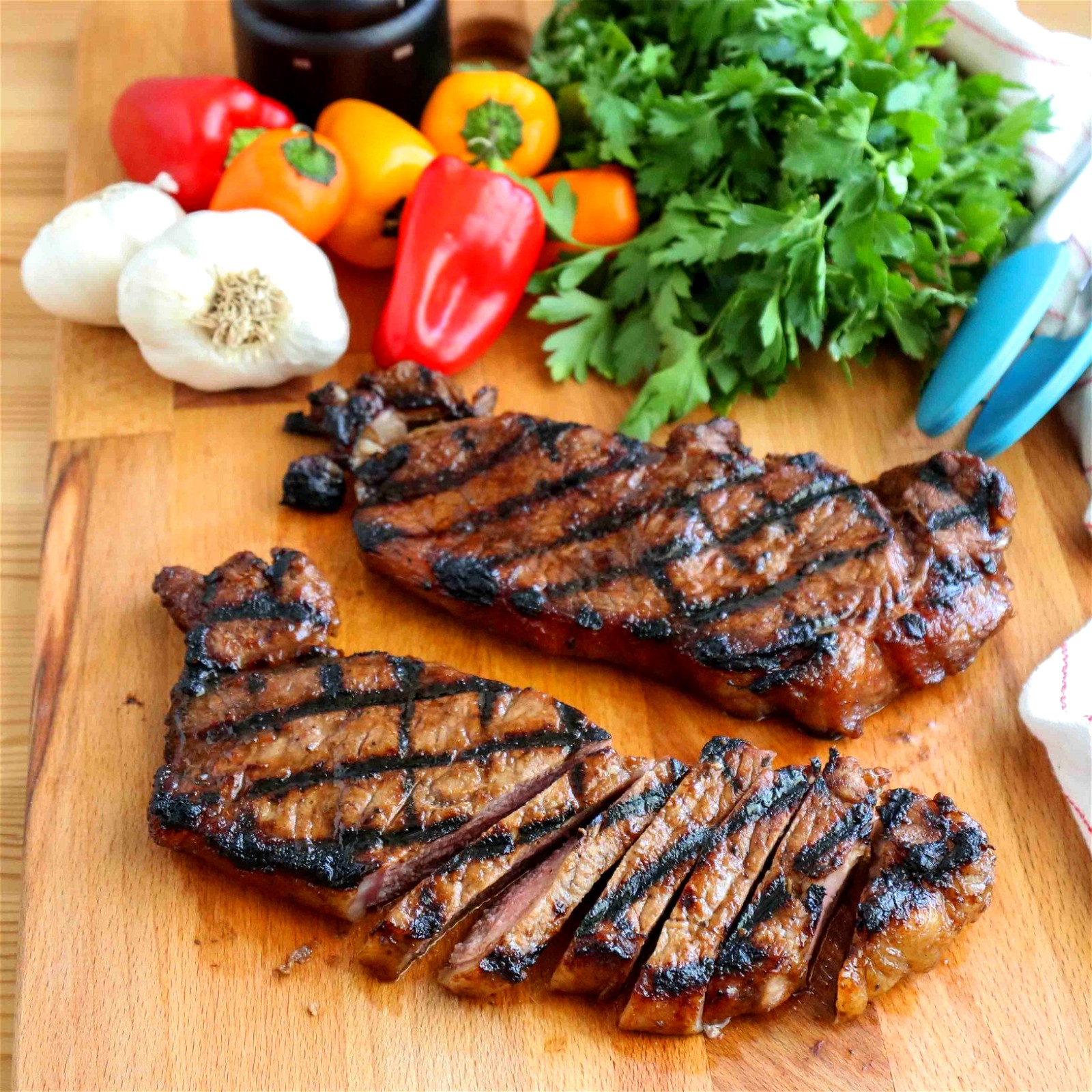 Teknik Seasoning Populer untuk Steak
