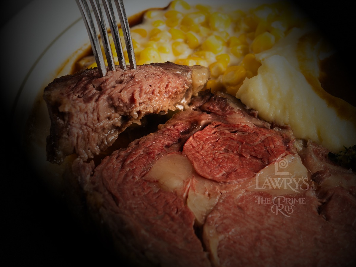 Tips Memasak Steak Menggunakan Wajan Pilihan Anda